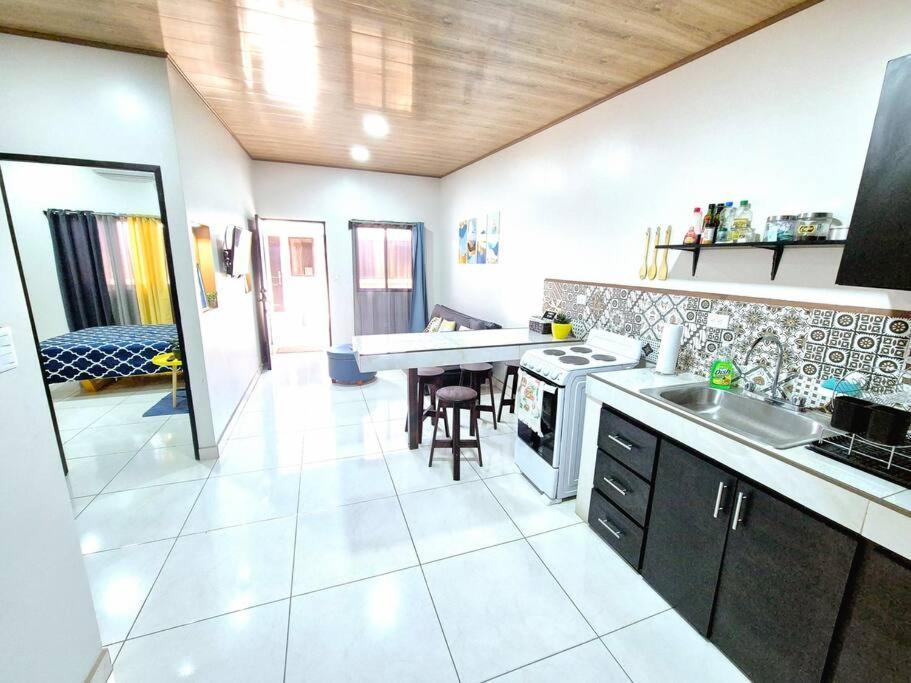 Apartamentos H Gonzalez #7 U #8 Alajuela Exterior photo